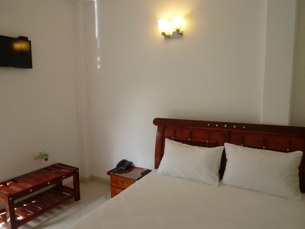 Crystal V Tourist Resort Anuradhapura Δωμάτιο φωτογραφία